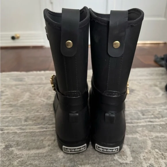 Women's sz 8 Black Winter & Rain Boots with Gold accents - Picture 2 of 5